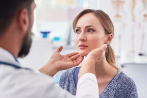 فواید فیزیوتراپی صورت در درمان فلج بلز